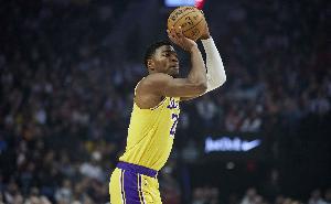 稳定炮台！八村塁近3战场均19.0分3.7篮板 真实命中率高达72%